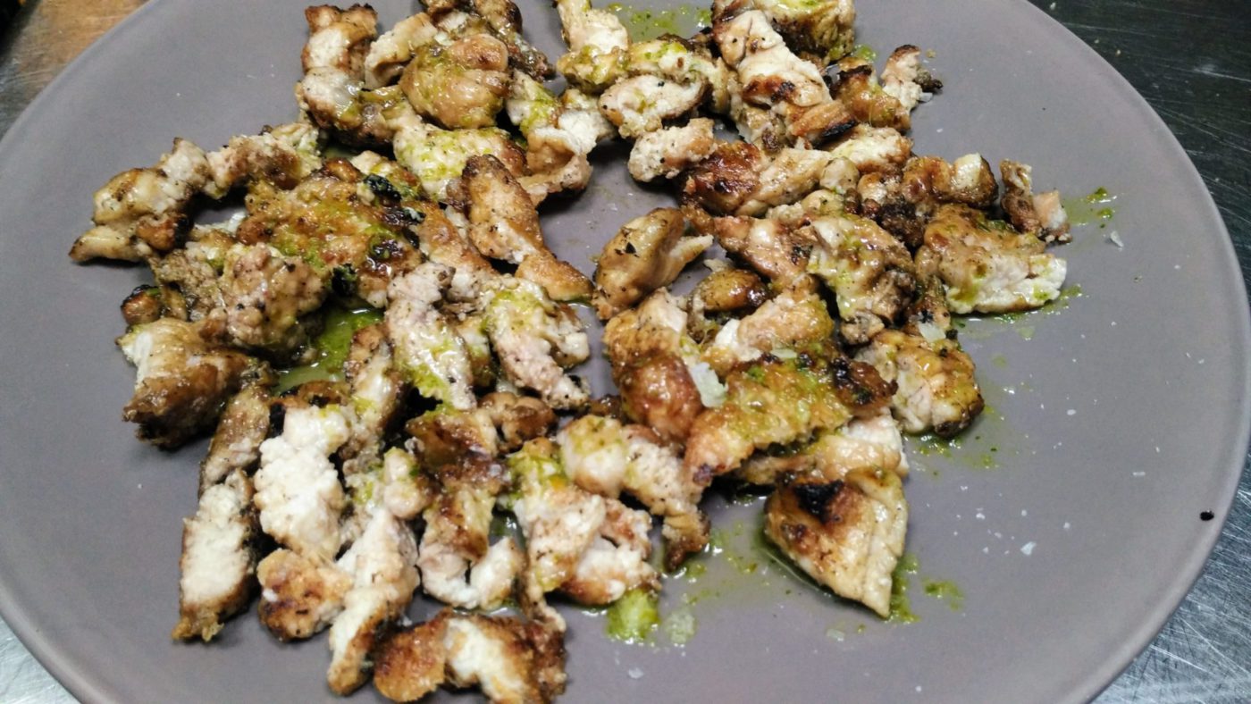 Mollejas de ternera a la brasa con salsa de aceite de oliva y limón - El Gallinero