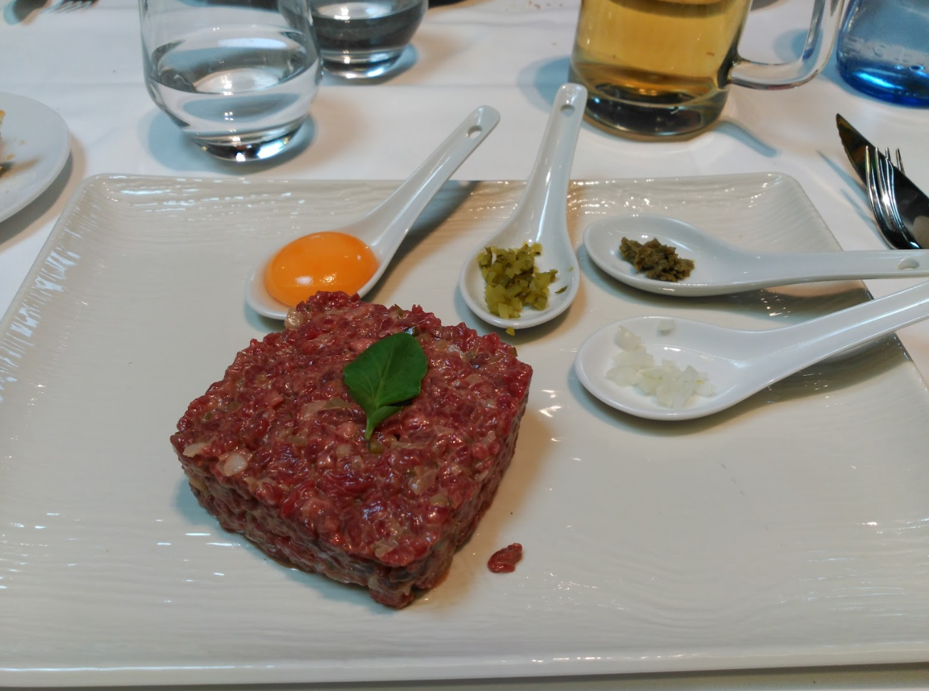 Steack tartar de Rubia gallega - La Fábrica Restaurante